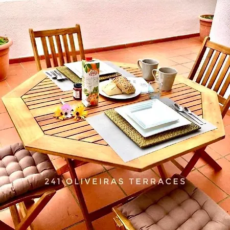 Апартаменти 241 Oliveiras Terraces